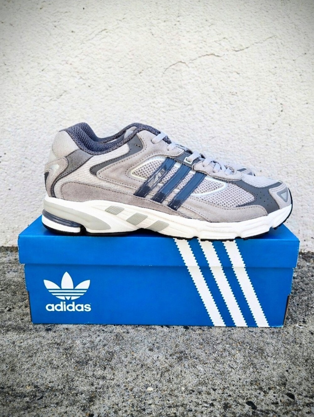 Adidas Response CL 10.5 Grey/Blue Clean Pair w/ Box